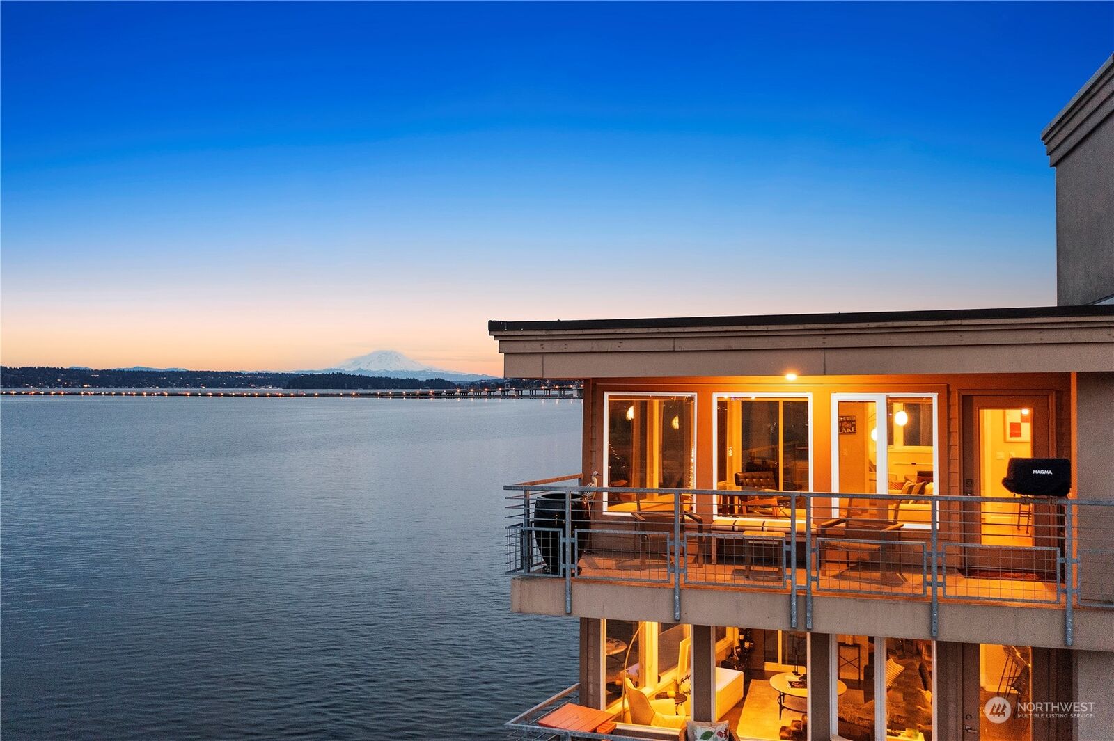 2 bed Seattle home for sale 334 Lakeside Avenue S 408, Seattle, WA 98144