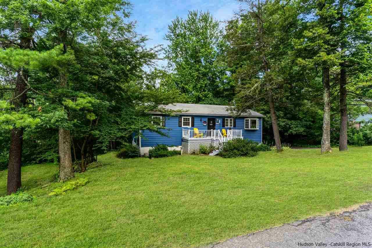 Property Photo:  47 Deerfield  NY 12412 