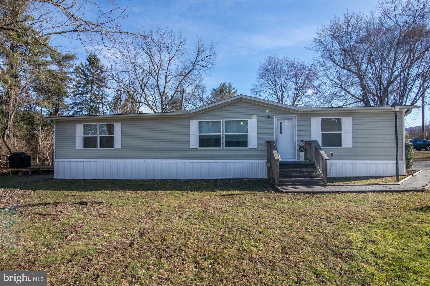 Property Photo:  537 Pine Drive  PA 17406 