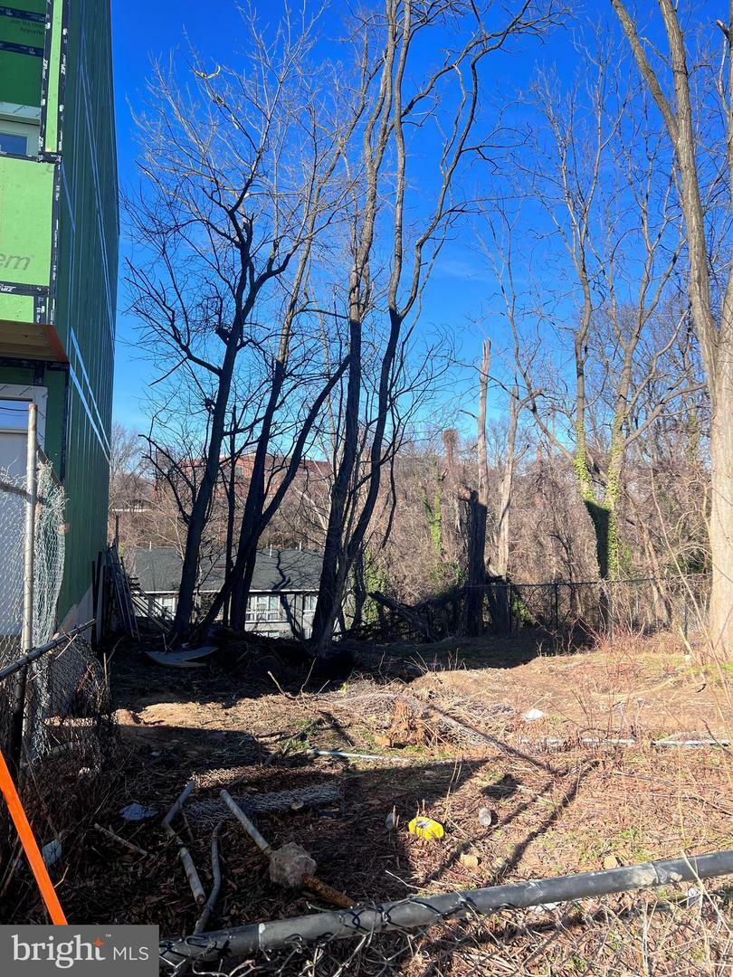 Property Photo: 2519 Elvans Road SE DC 20020