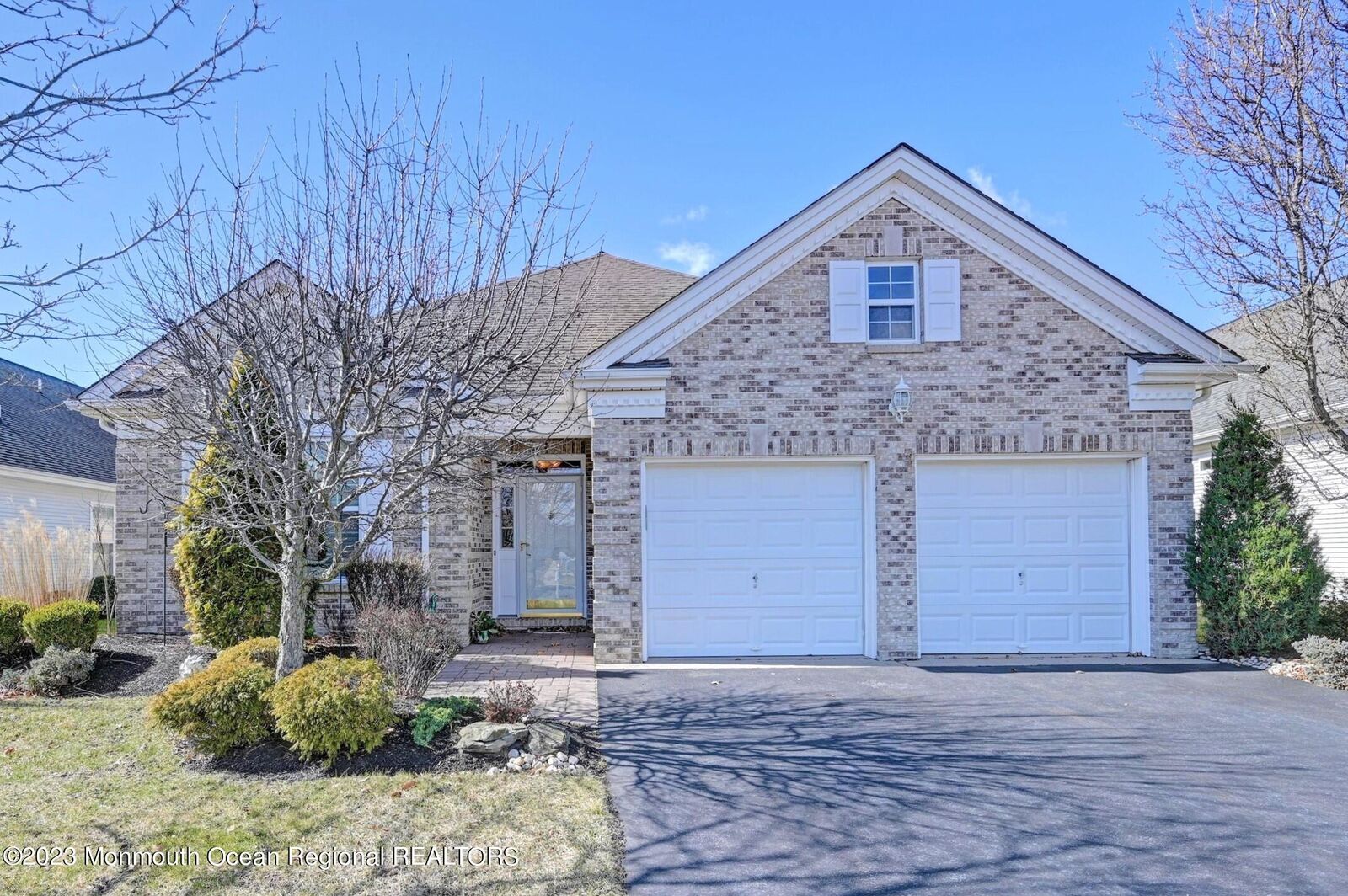 Property Photo:  21 Balmoral Drive  NJ 08527 