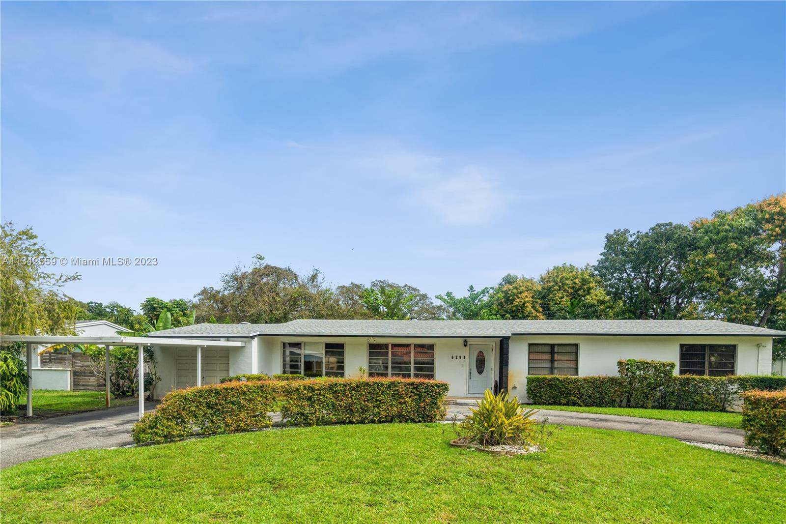 Property Photo: 6291 SW 63rd Ave FL 33143