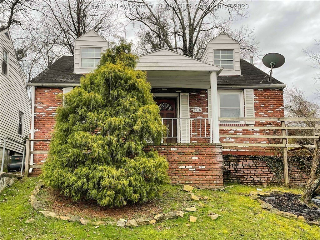 Property Photo:  1718 Claire Street  WV 25302 