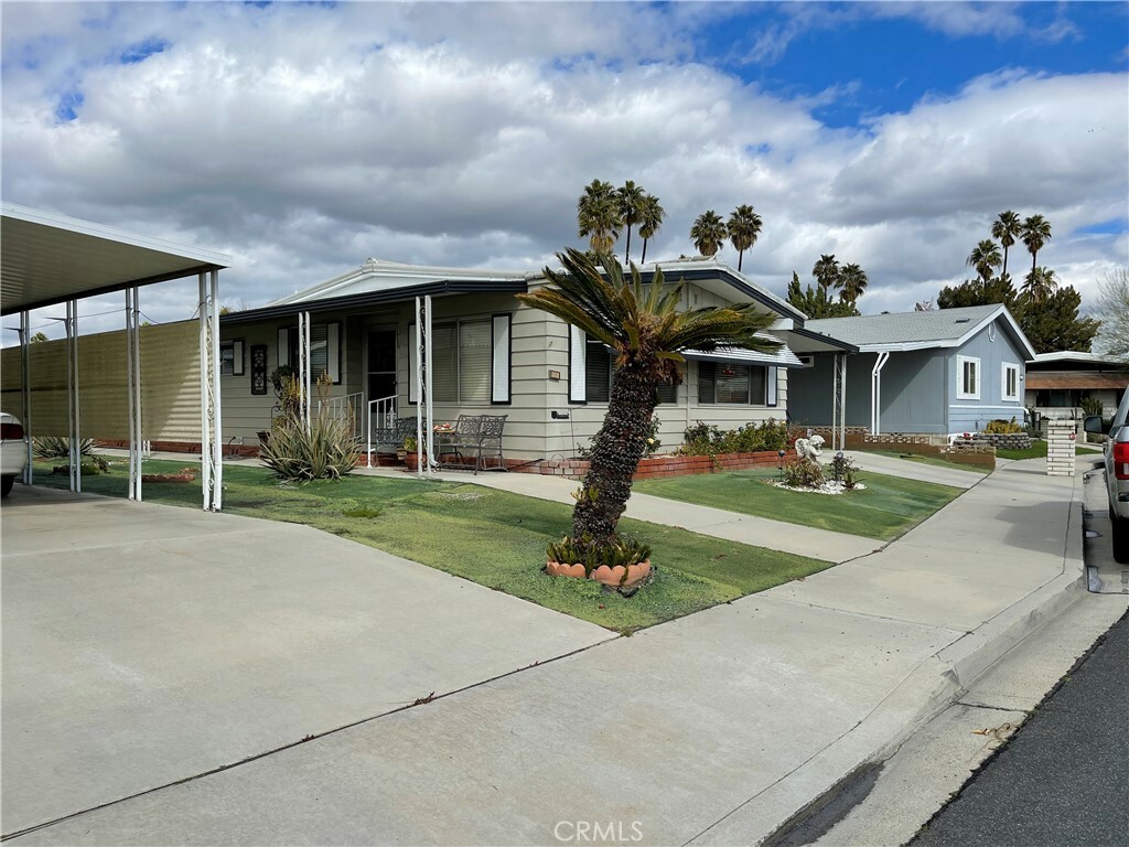 Property Photo:  1728 San Leandro Drive  CA 92545 