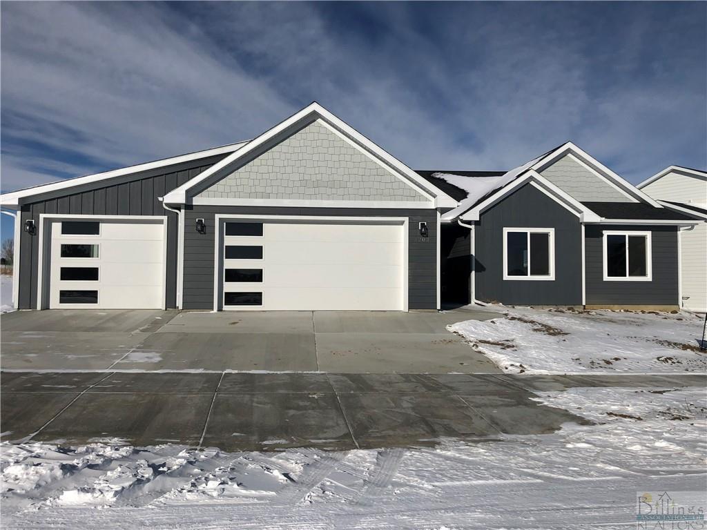 Property Photo: 2202 Greenbriar Rd MT 59105