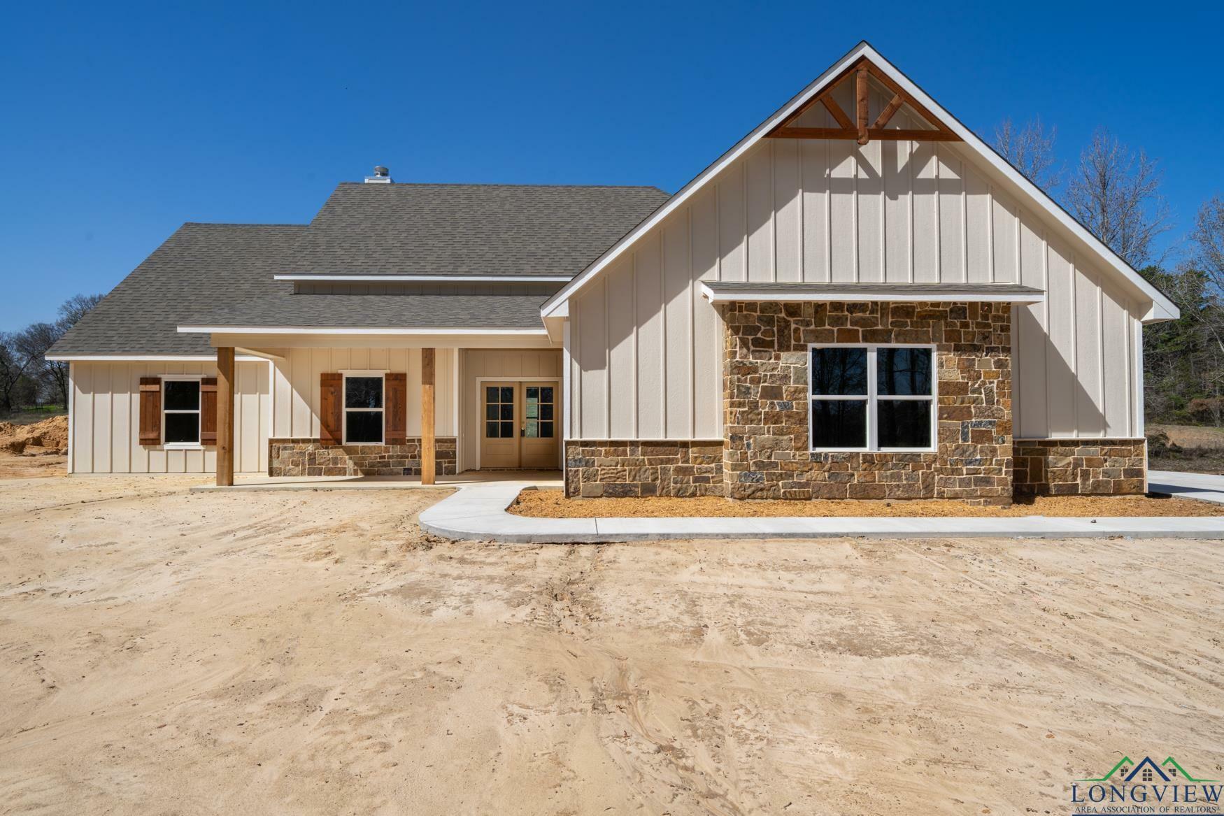 Property Photo:  2873 Zinnia Rd  TX 75640 