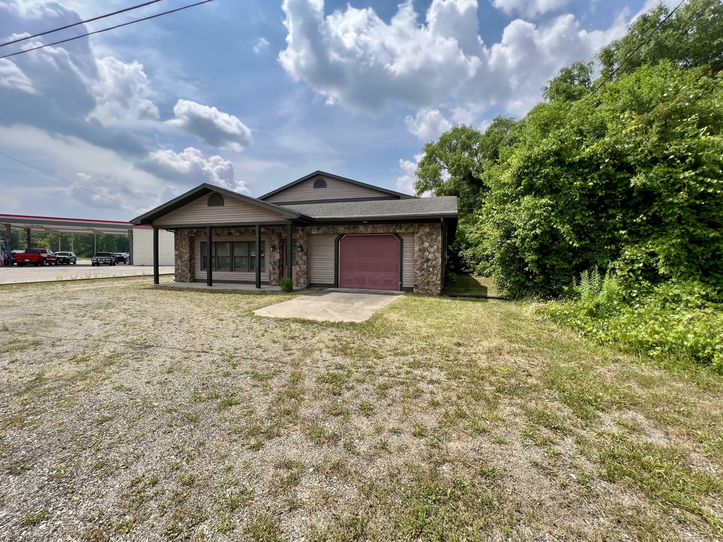 Property Photo: 2324 S 11th Street MI 49120