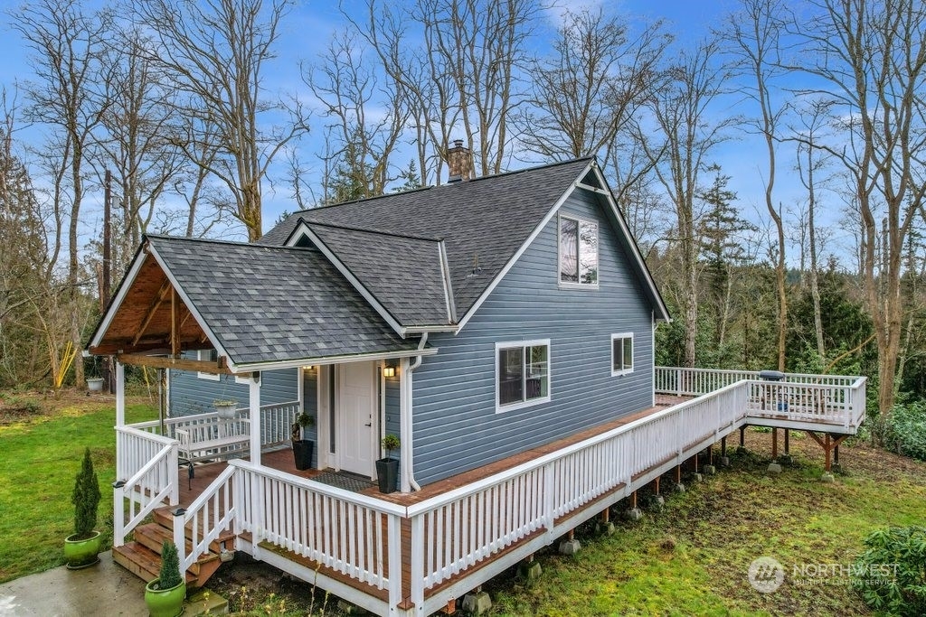 Property Photo:  27339 Woodpecker Hill Road NE  WA 98370 