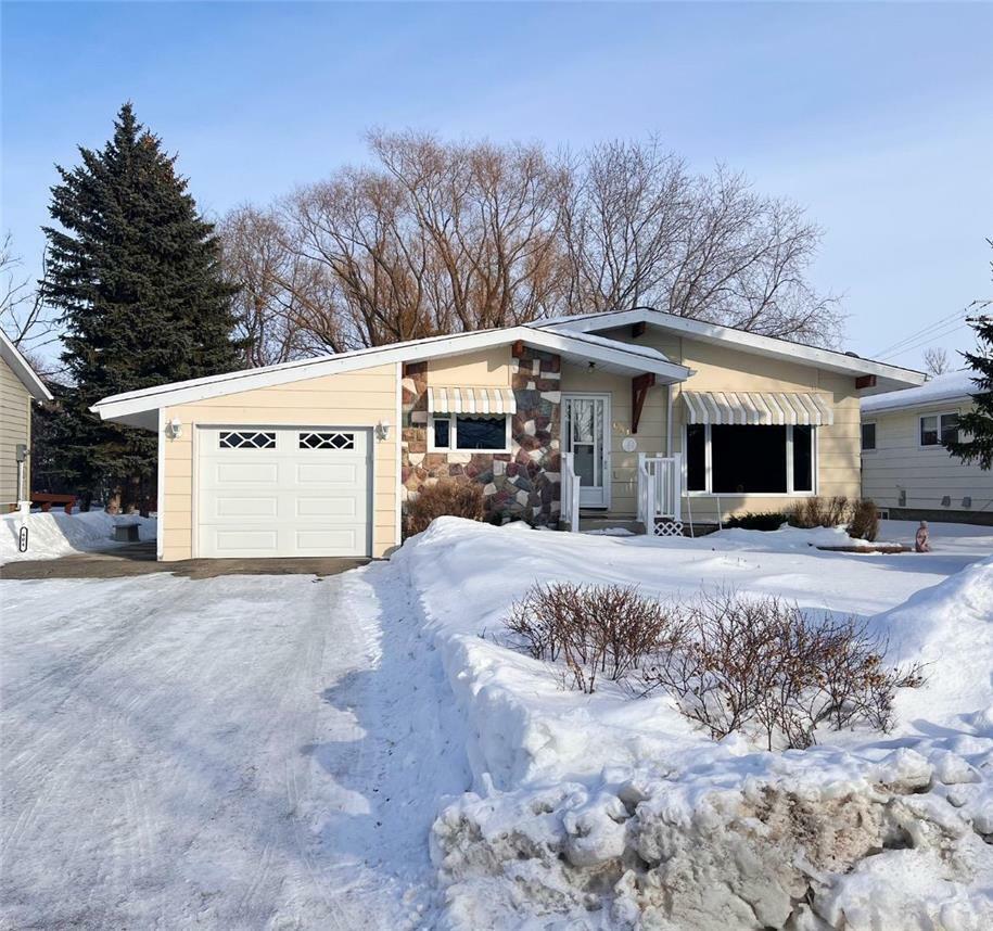 604 Dow Crescent  Boissevain MB R0K0E0 photo