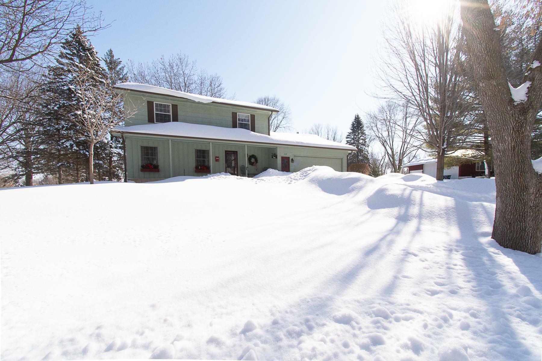 Property Photo:  1117 Elm Street  MN 55057 