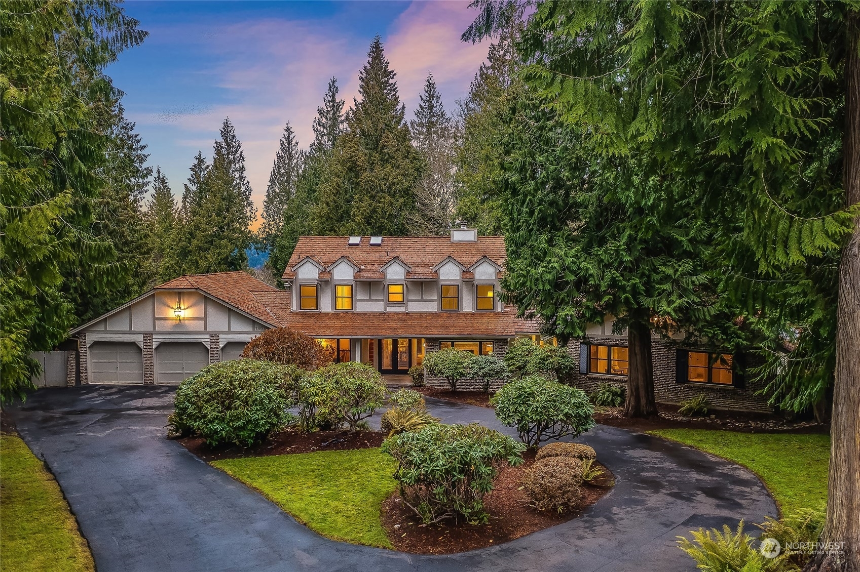 Property Photo: 19716 SE 17th Street WA 98075