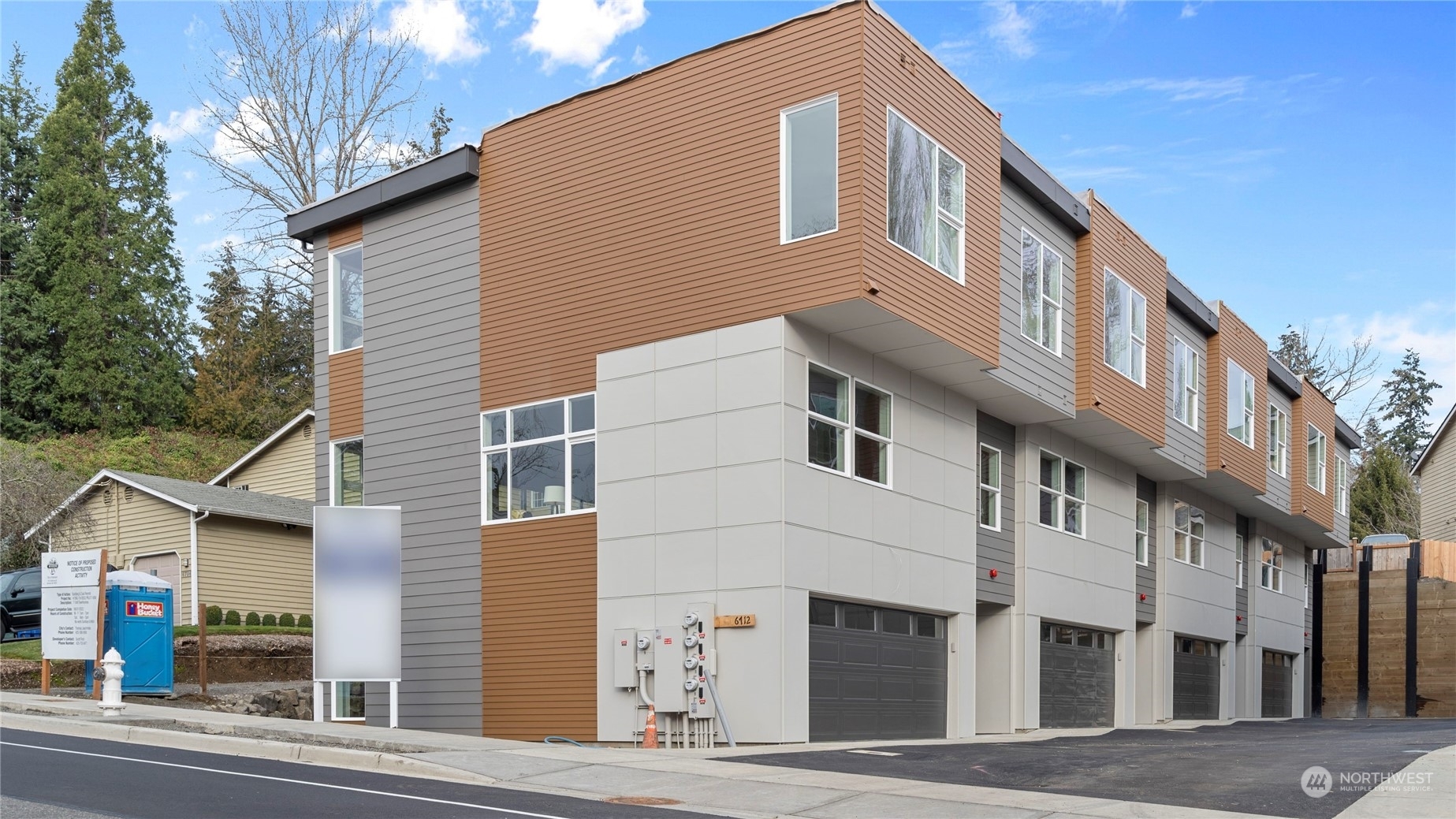 Property Photo: 6716 NE 185th Street 2 WA 98028