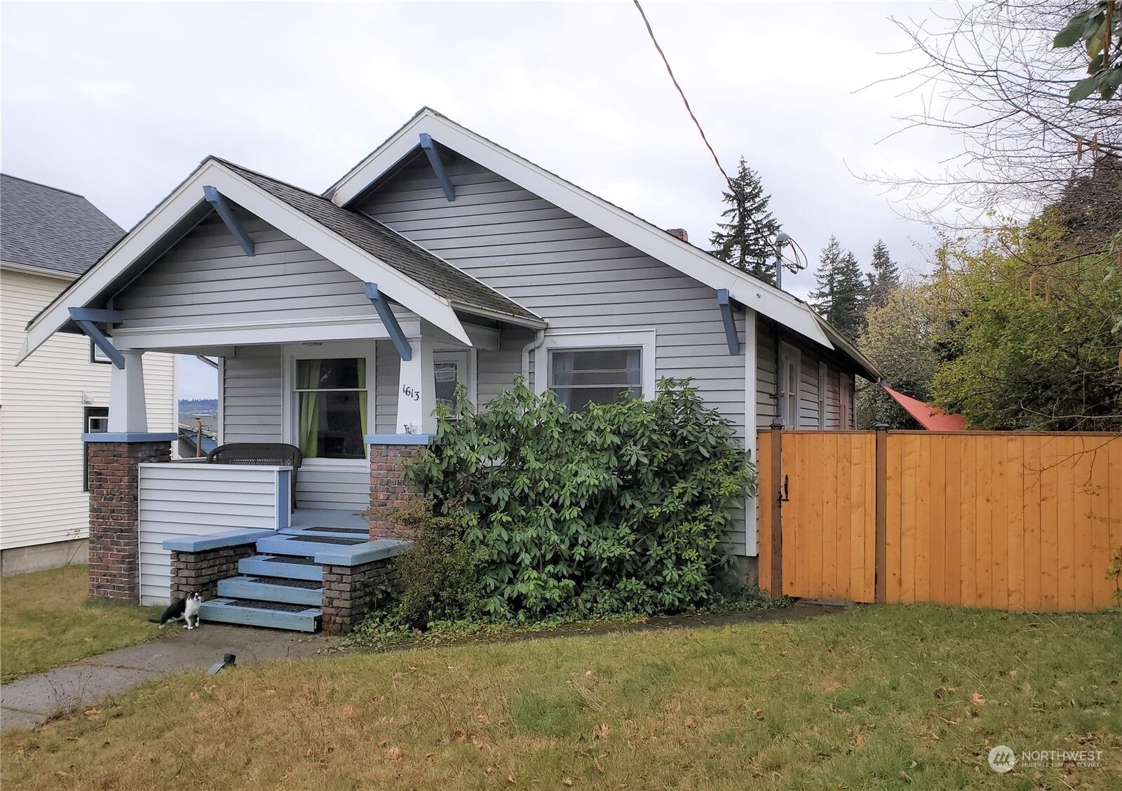 Property Photo:  1613 Burwell Street  WA 98337 