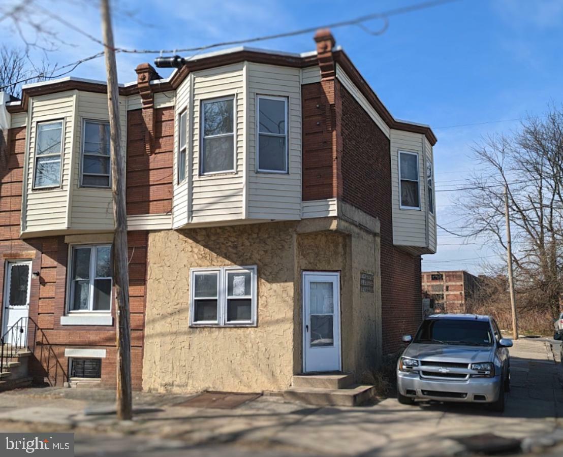 Property Photo:  2201 Yelland Street  PA 19140 