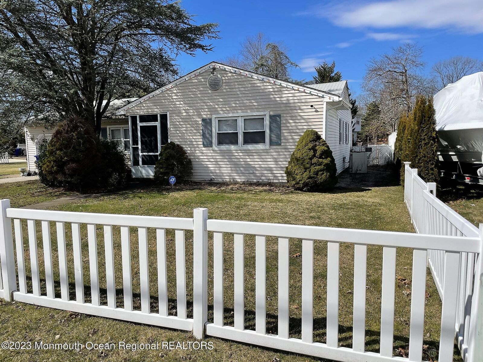 Property Photo:  600 Peter Place  NJ 08723 