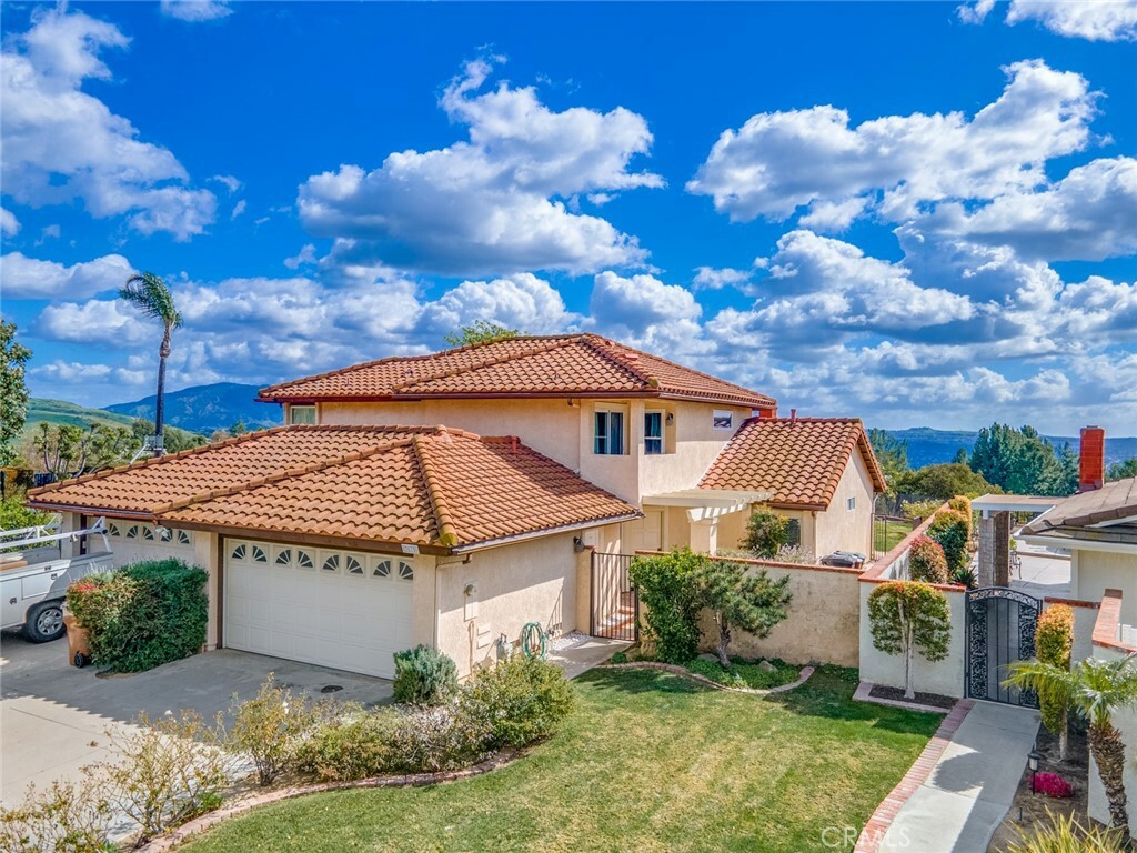 Property Photo:  3670 Vista Glen Circle  CA 92886 