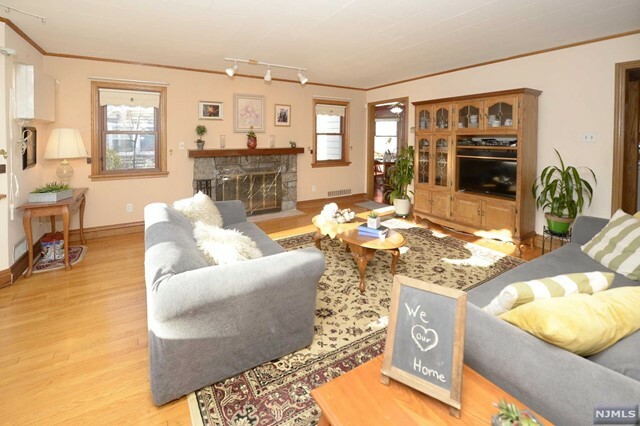 Property Photo: 5-03 Essex Place NJ 07410