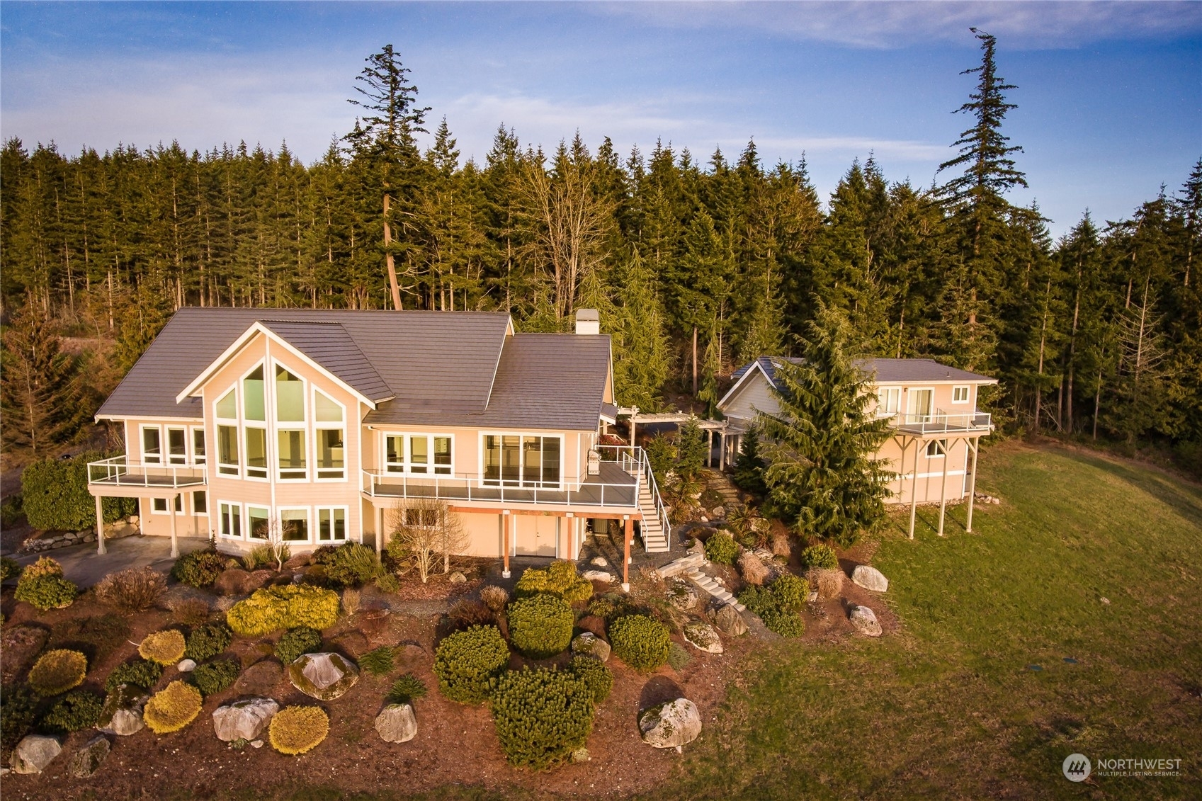 Property Photo: 3917 H Street Road WA 98230