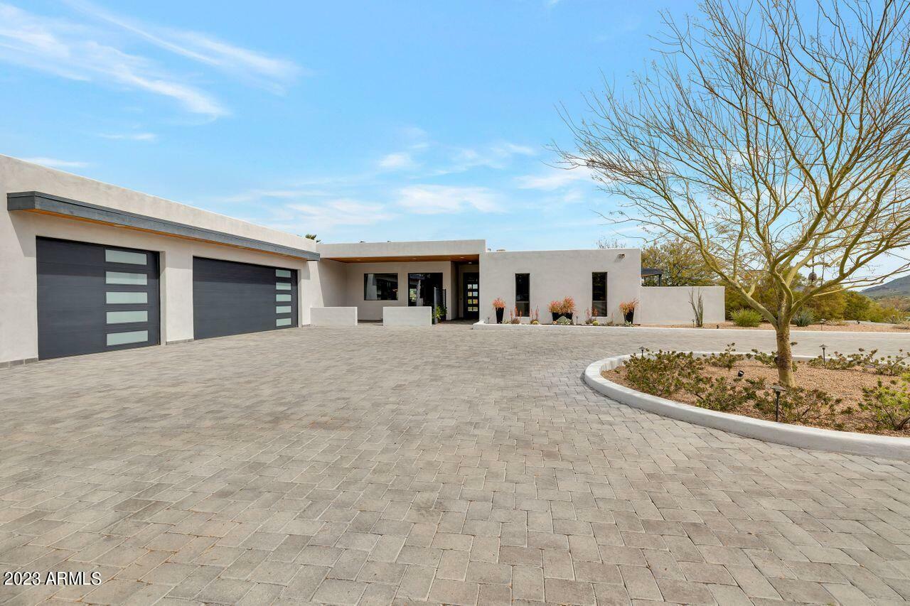 Property Photo:  2302 E Mountain View Road  AZ 85028 