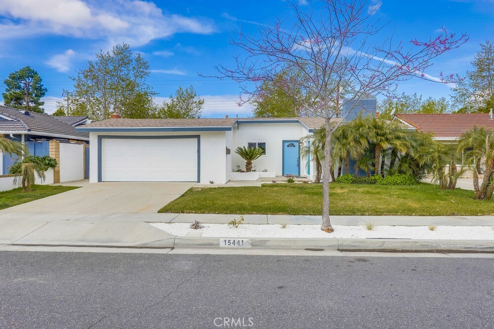 Property Photo:  15441 Hanover Lane  CA 92647 