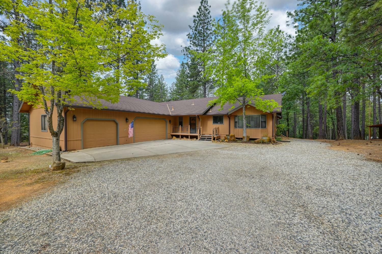 Property Photo: 12470 Red Quartz Lane CA 95945
