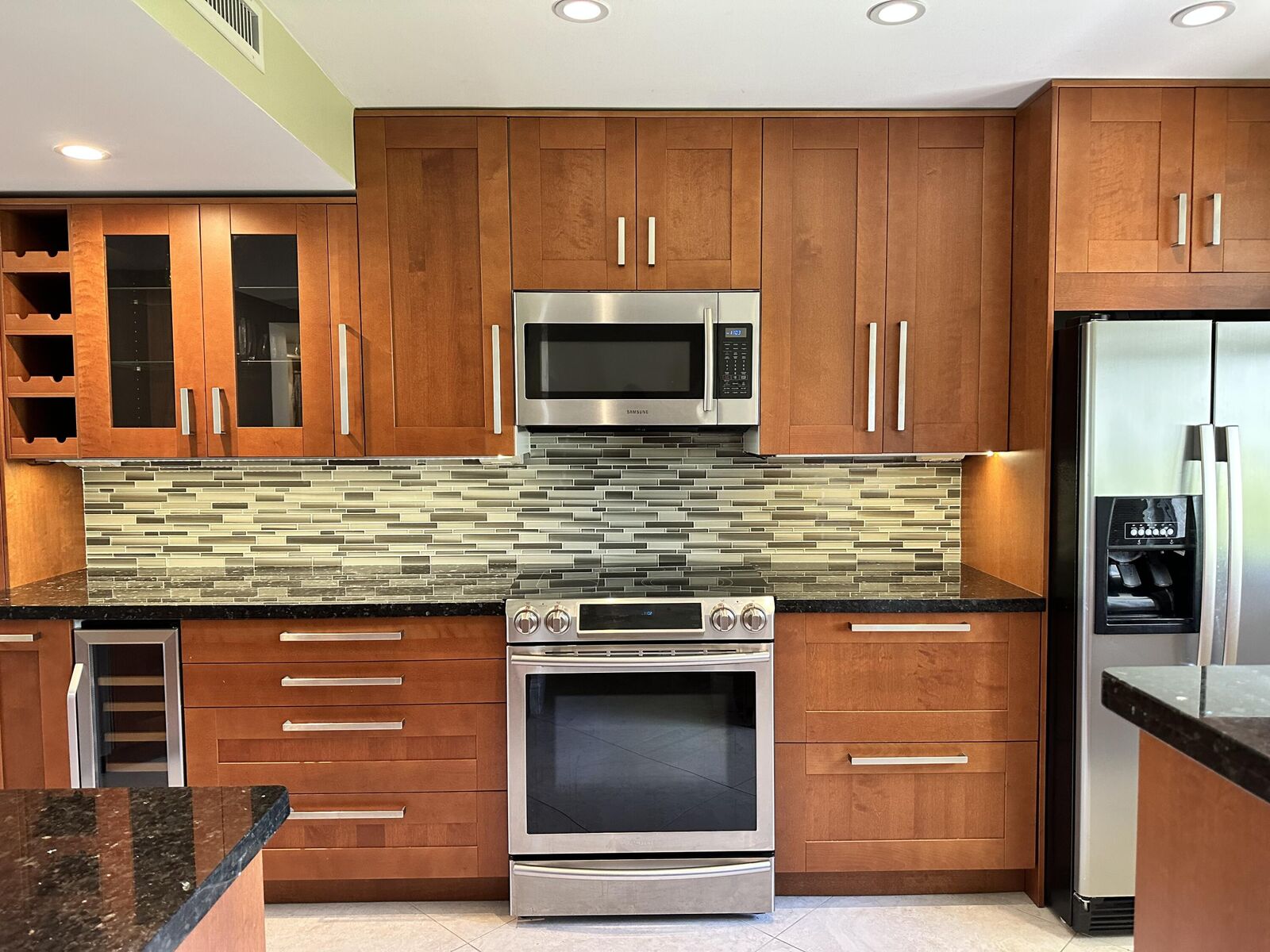 Property Photo:  6133 Balboa Circle 101  FL 33433 