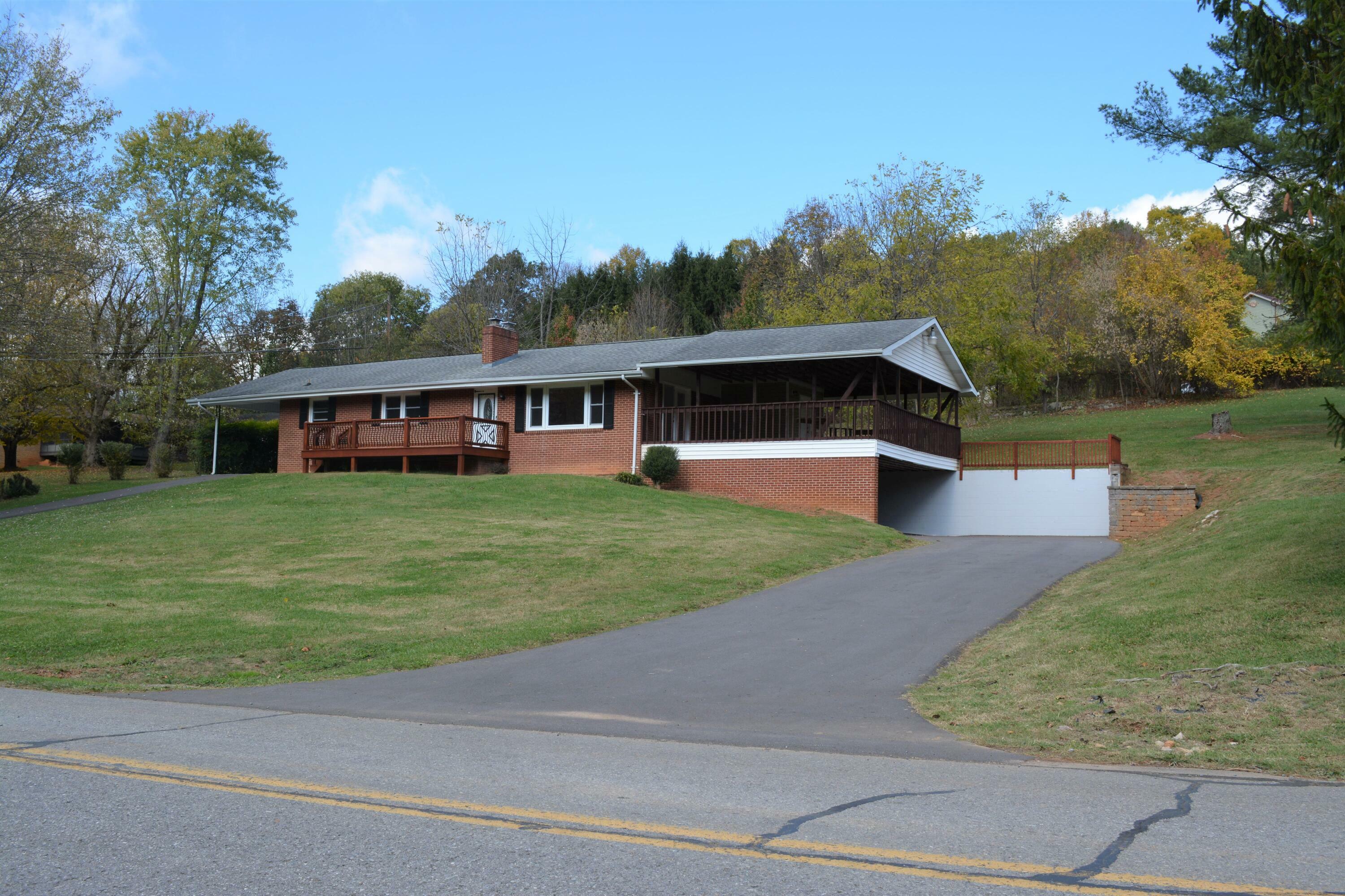 Property Photo:  575 Harr Town Road  TN 37617 