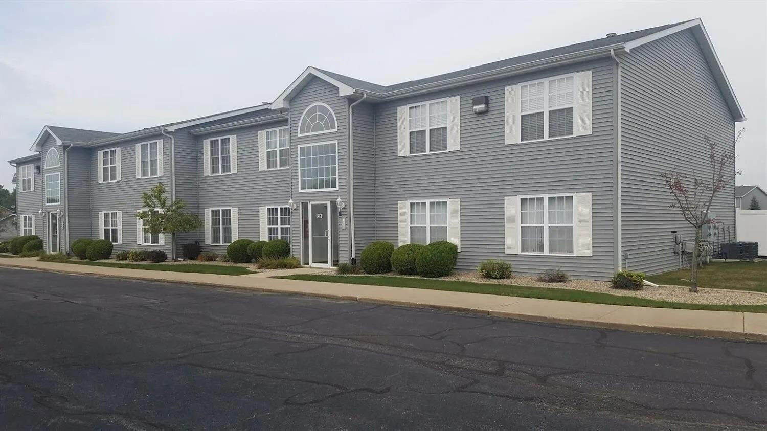 Property Photo: 8243 Lincoln Circle D IN 46410