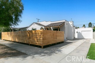 Property Photo:  175 E Pleasant Street  CA 90805 