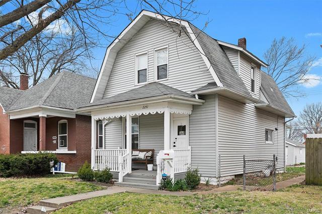 Property Photo: 2251 Benton Street IL 62040