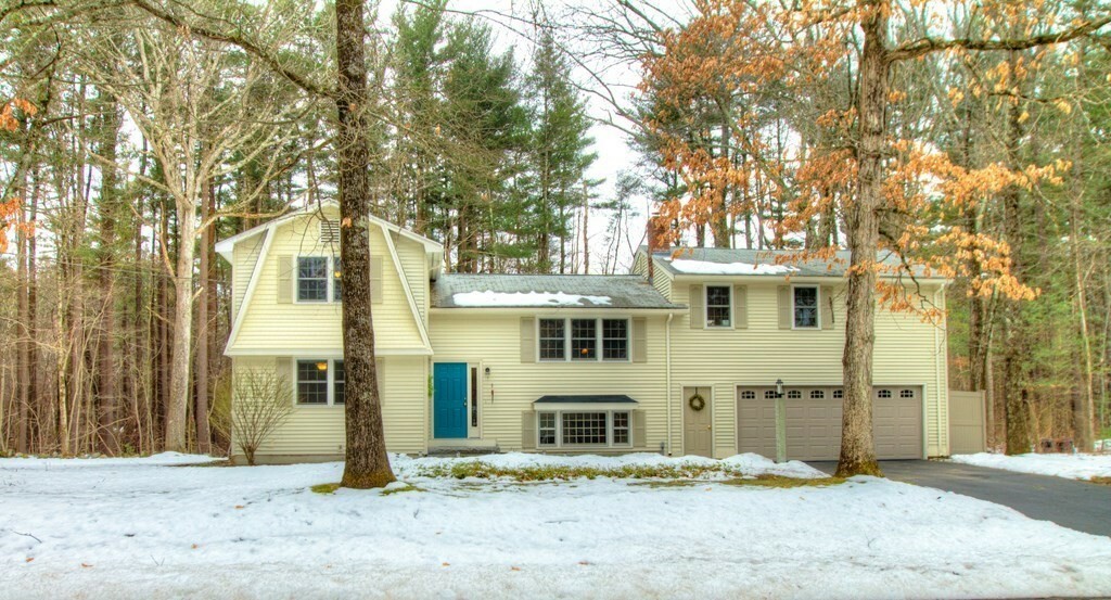 Property Photo:  5 Woodland Drive  MA 01886 