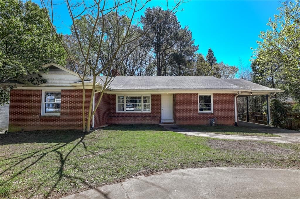 Property Photo:  2413 N Decatur Road  GA 30033 