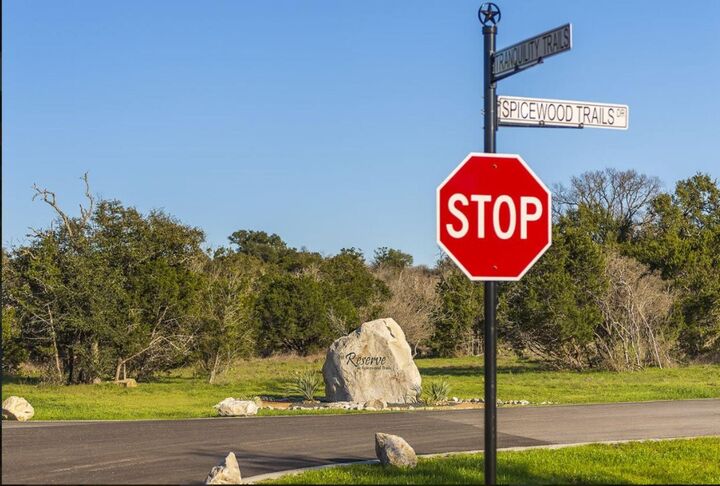 Property Photo:  208 Spicewood Trail Drive  TX 78669 