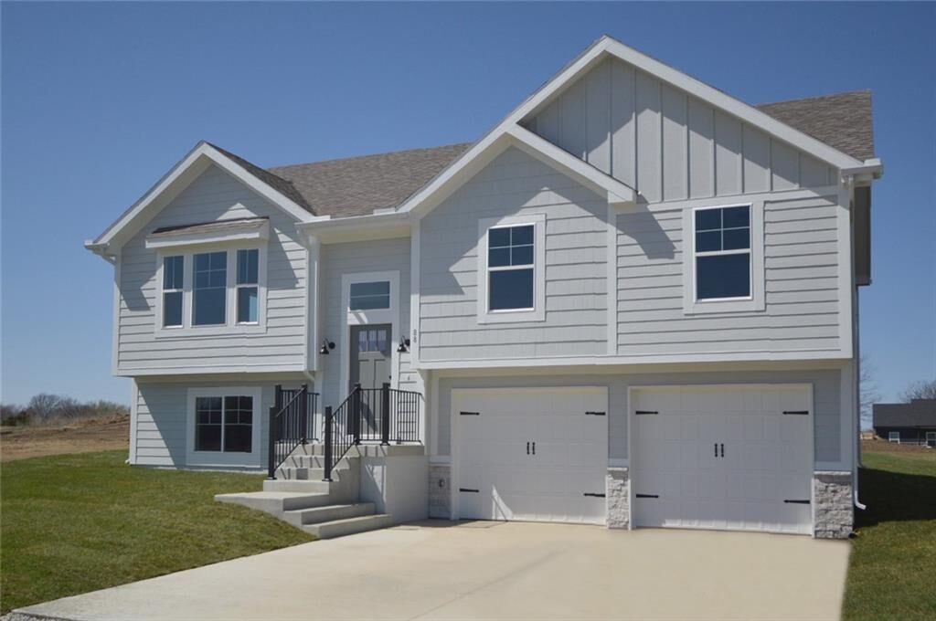 Property Photo: 88 SE 461st Road MO 64093