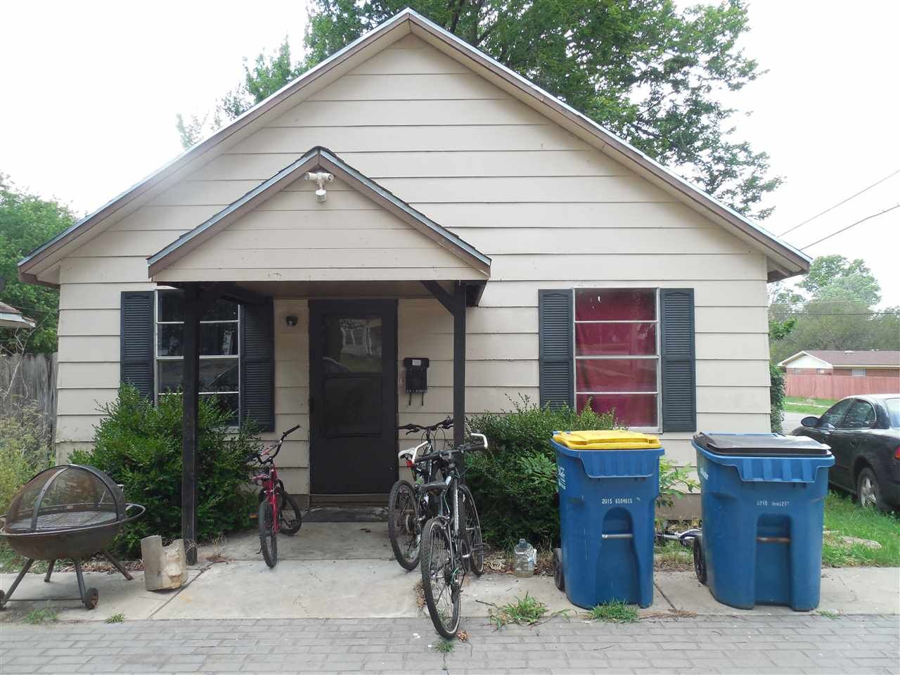 Property Photo: 302 S Burdick Street OK 74074