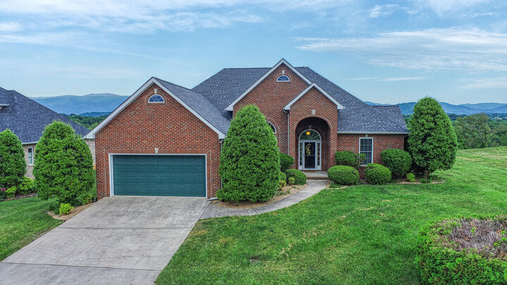 100 Golf Villa Drive  Greeneville TN 37743 photo