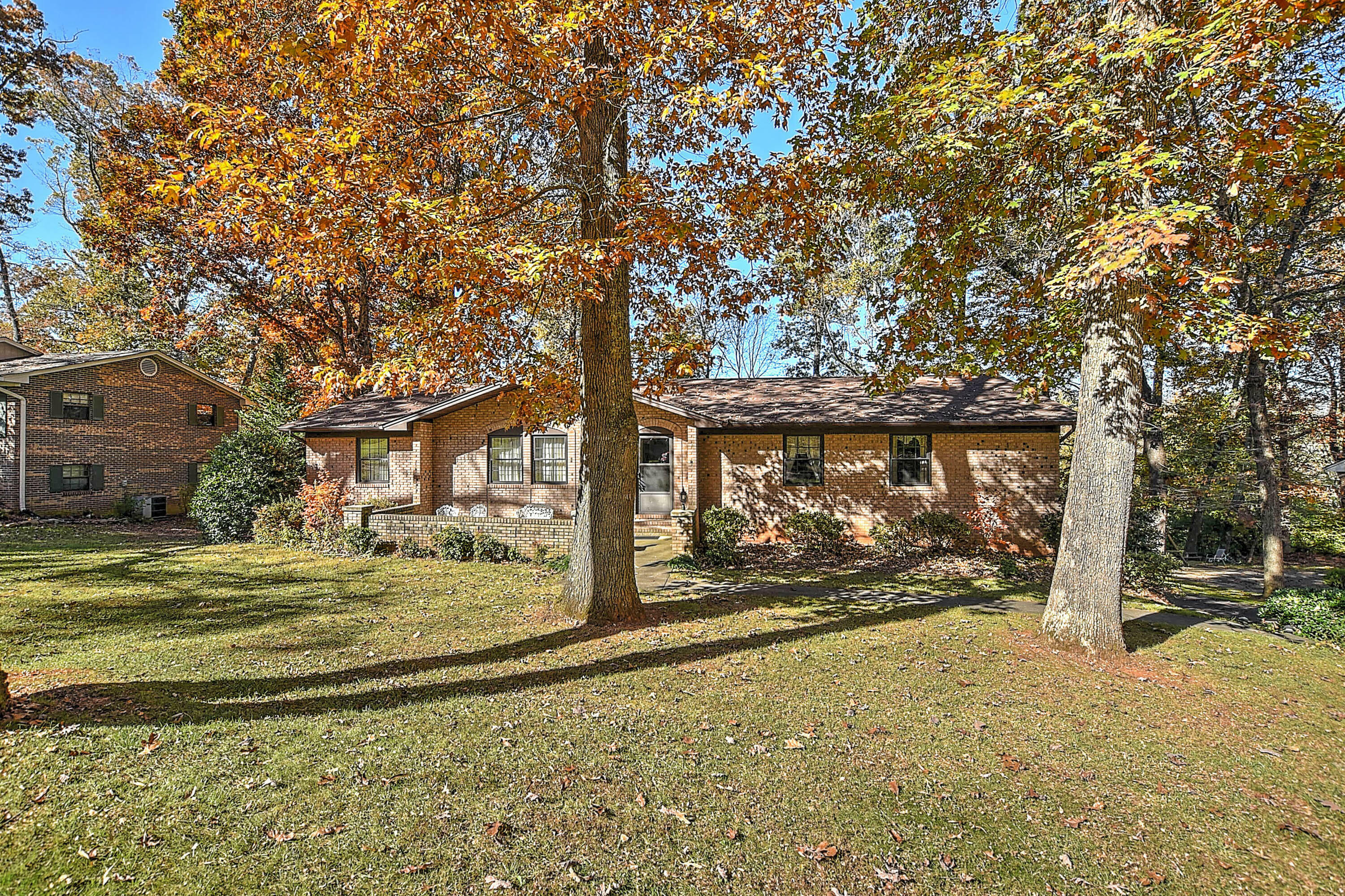 Property Photo:  233 Woodcrest Drive  TN 37745 