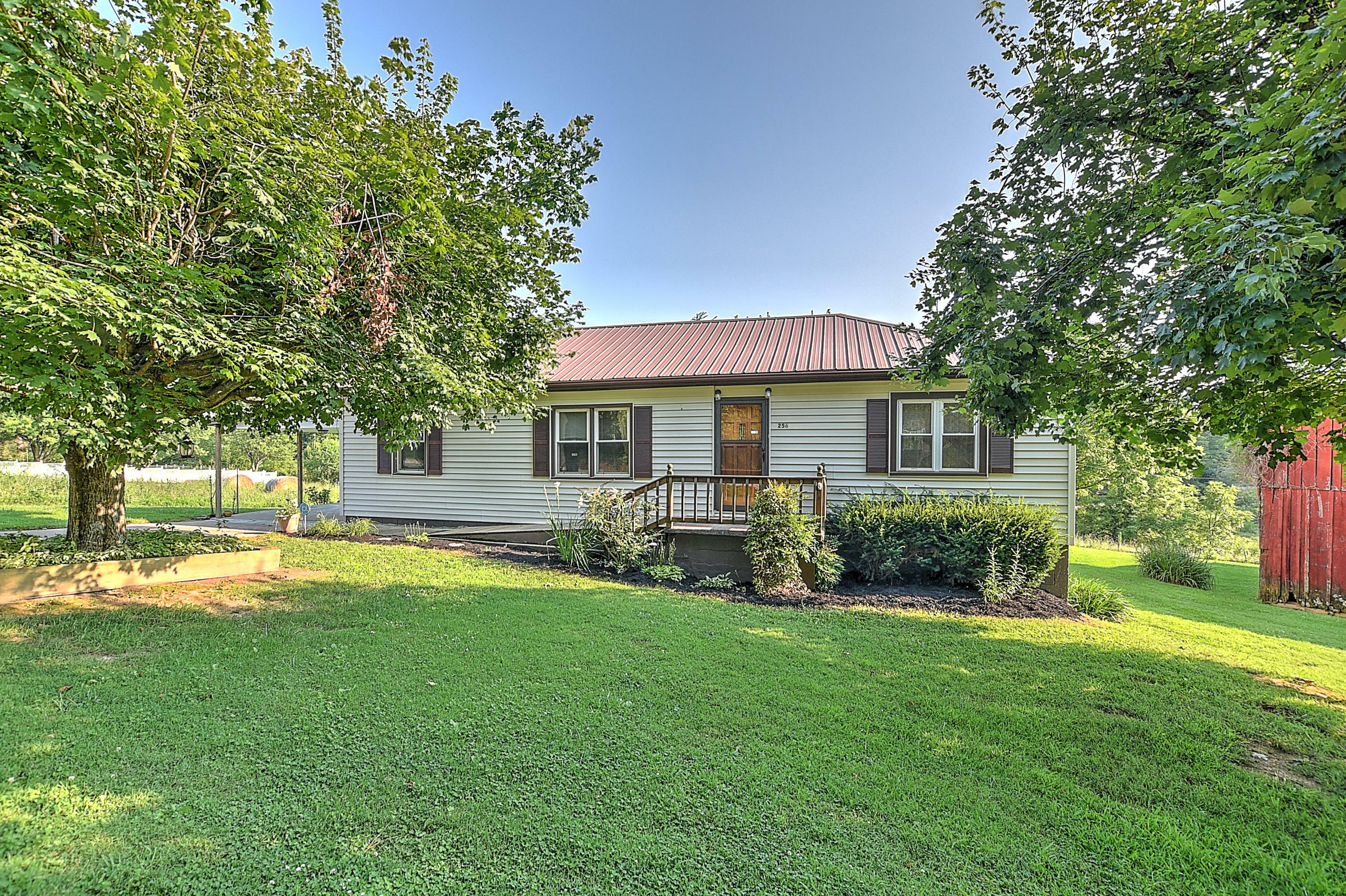 Property Photo:  256 Meadowbrook Road  TN 37616 