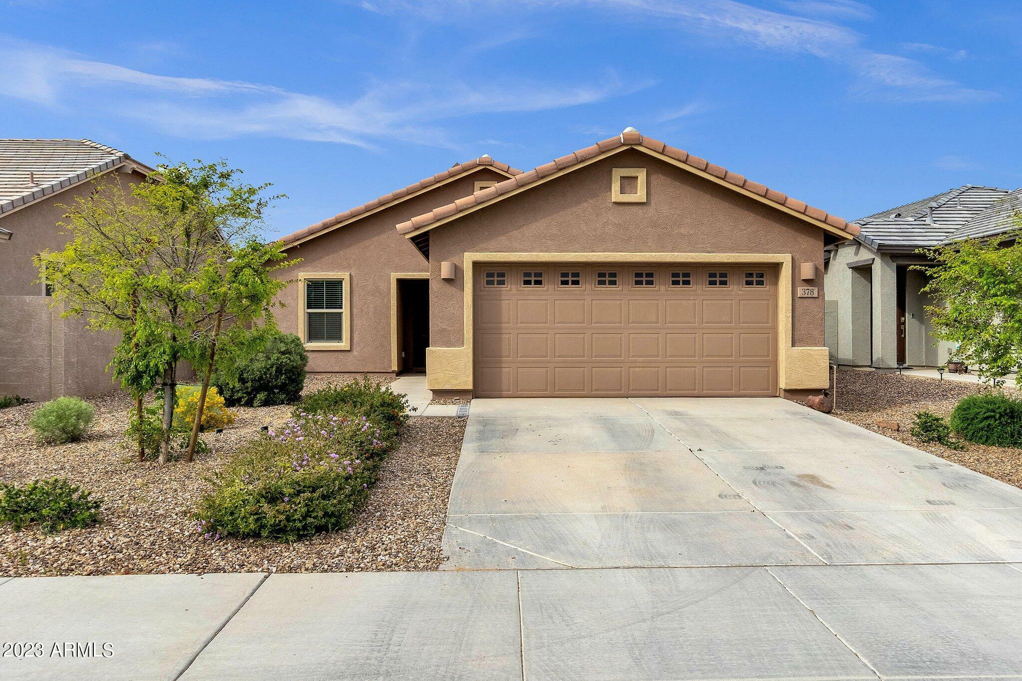 Property Photo:  378 W Tamarack Drive  AZ 85140 