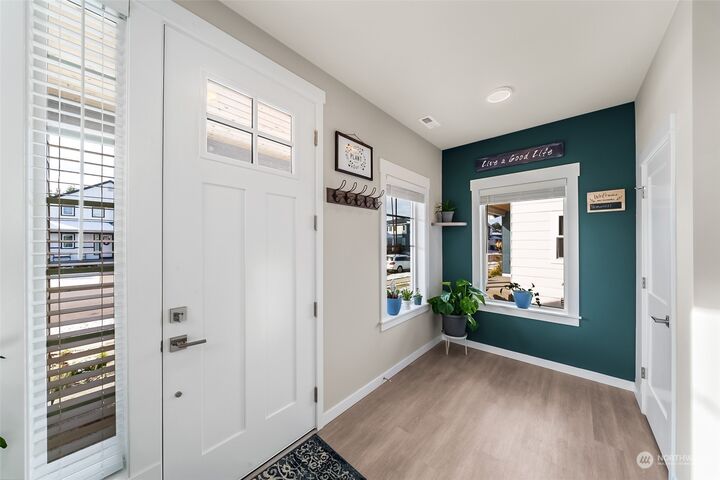 Property Photo:  19027  133rd Street E  WA 98391 