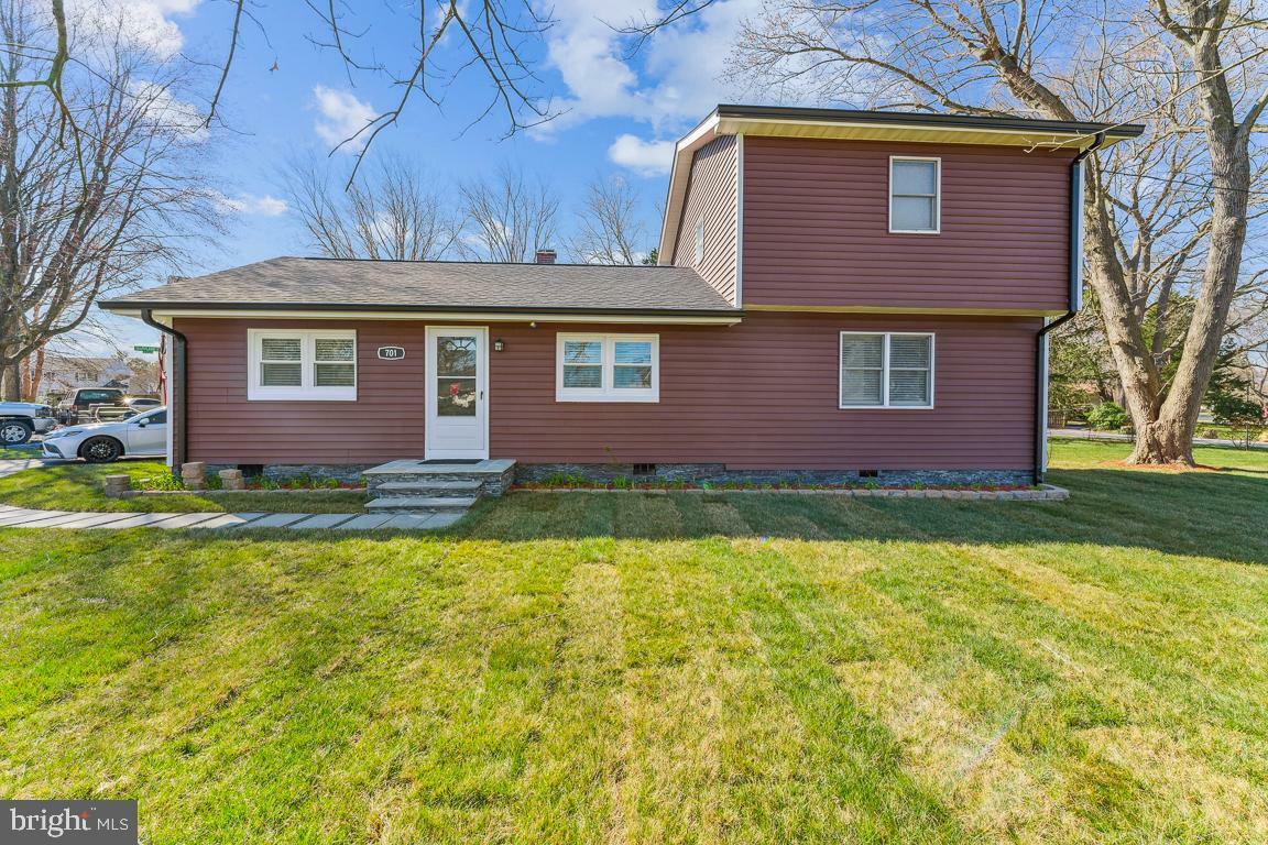Property Photo:  701 Kingfisher Road  MD 20751 