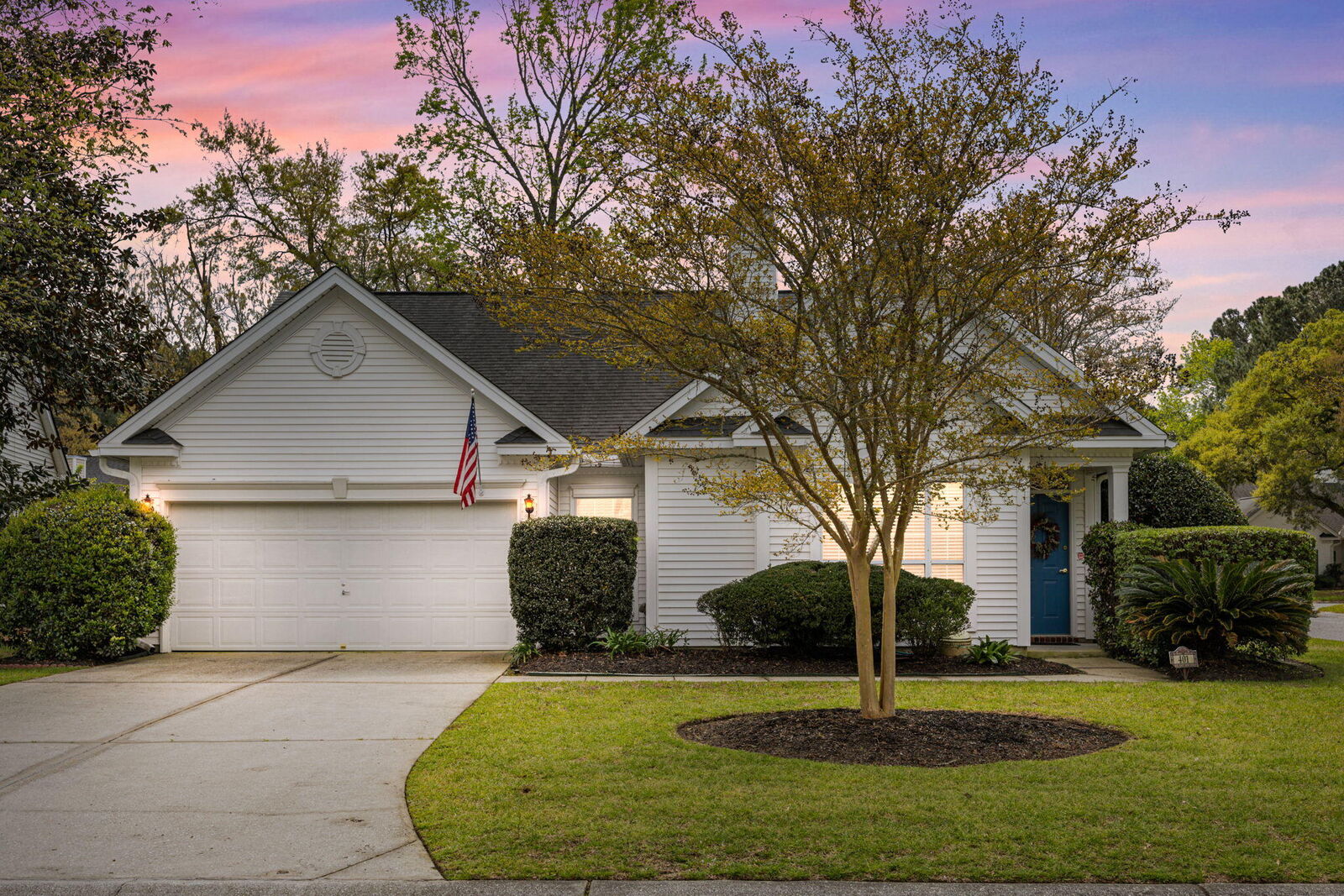 Property Photo:  401 Vinca View  SC 29464 