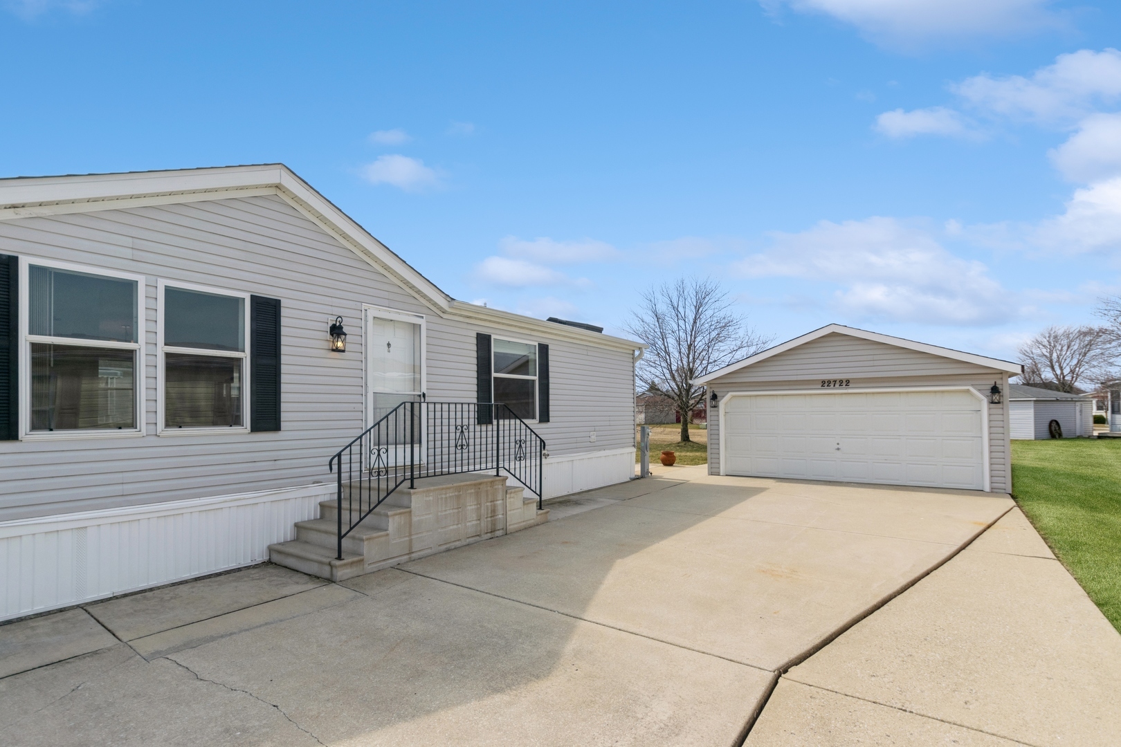 Property Photo:  22722 S Butler Lane  IL 60423 