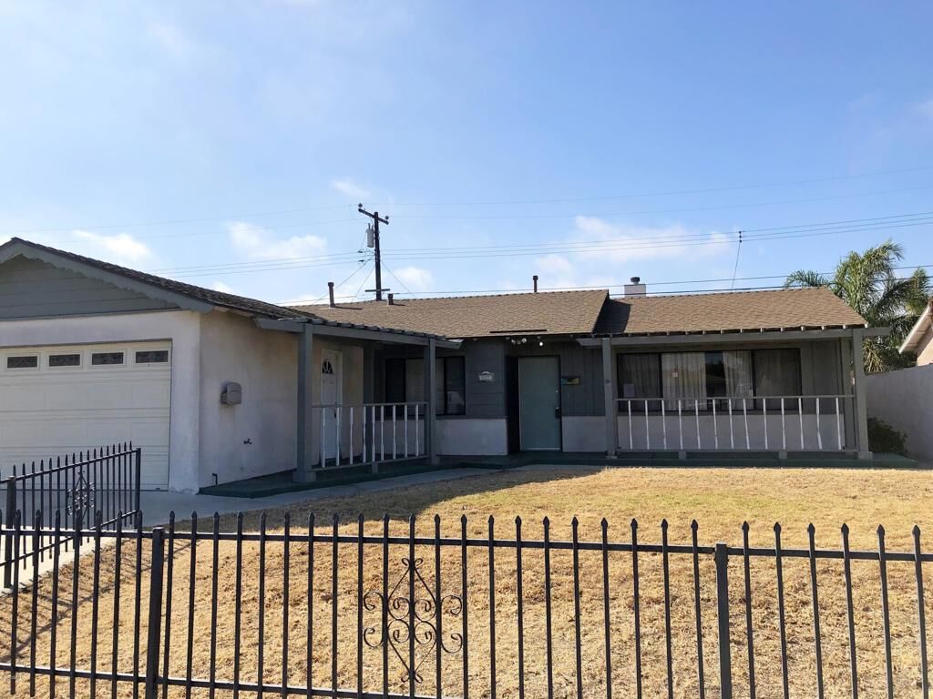 Property Photo:  3327 S G Street  CA 93033 