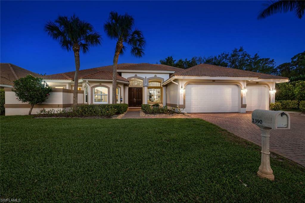 Property Photo:  2390 Turnberry Ct  FL 34109 