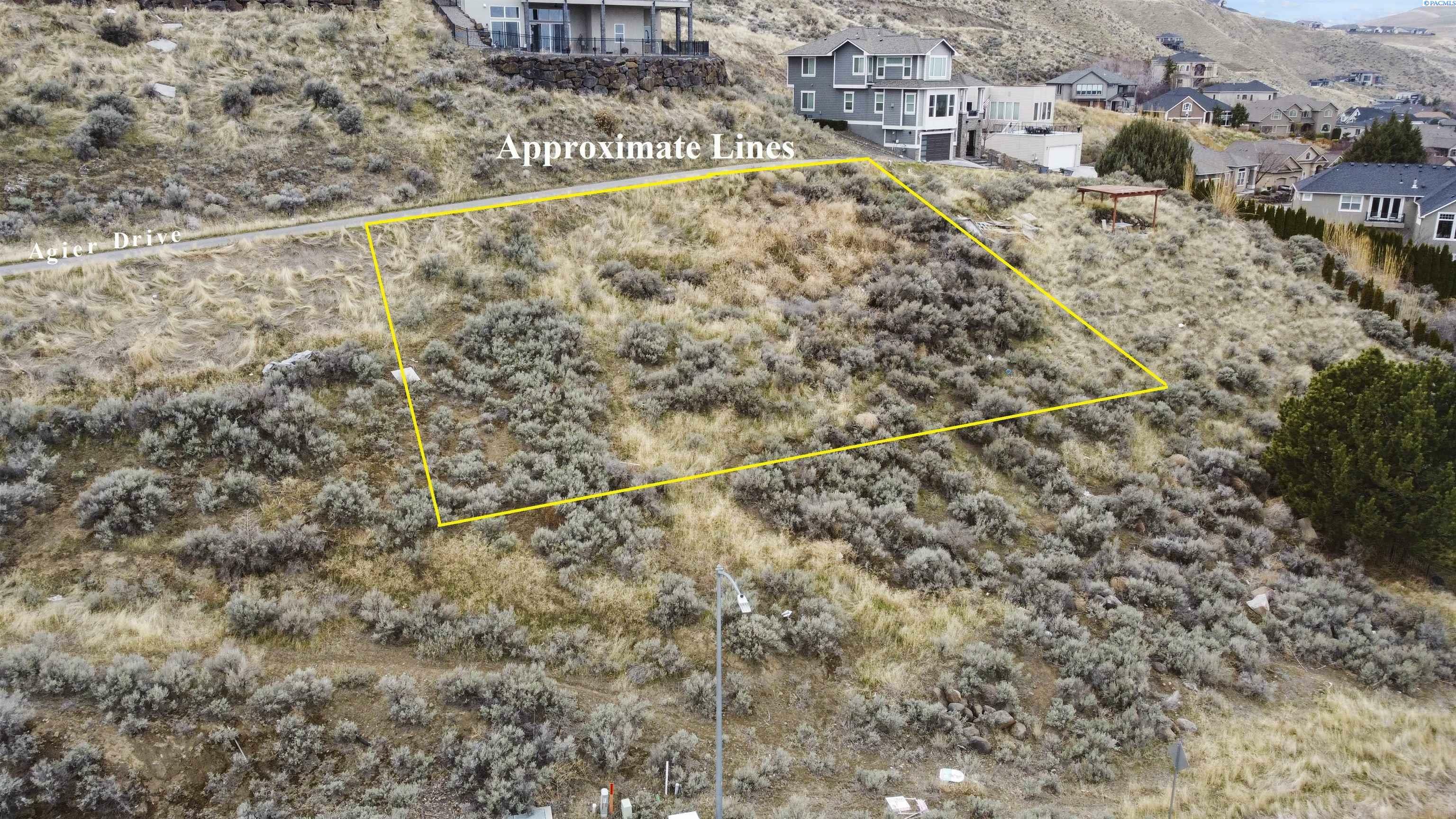 Property Photo: 464 Agier Dr WA 99352