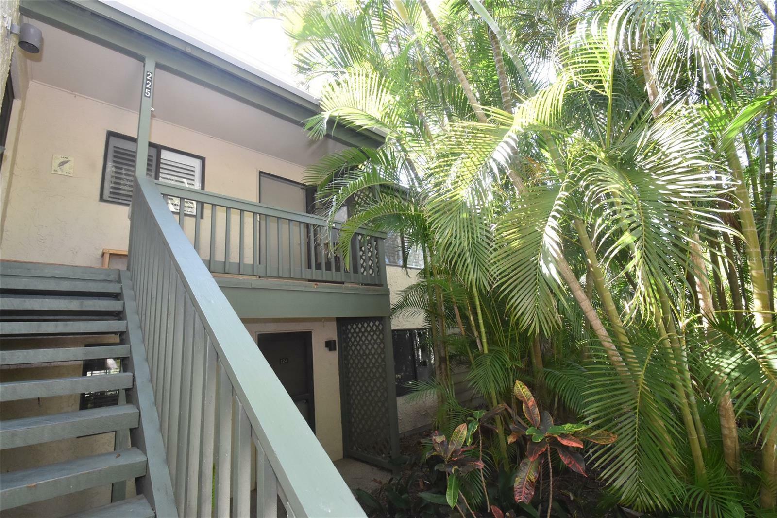 Property Photo:  1623 Pelican Cove Road 224  FL 34231 