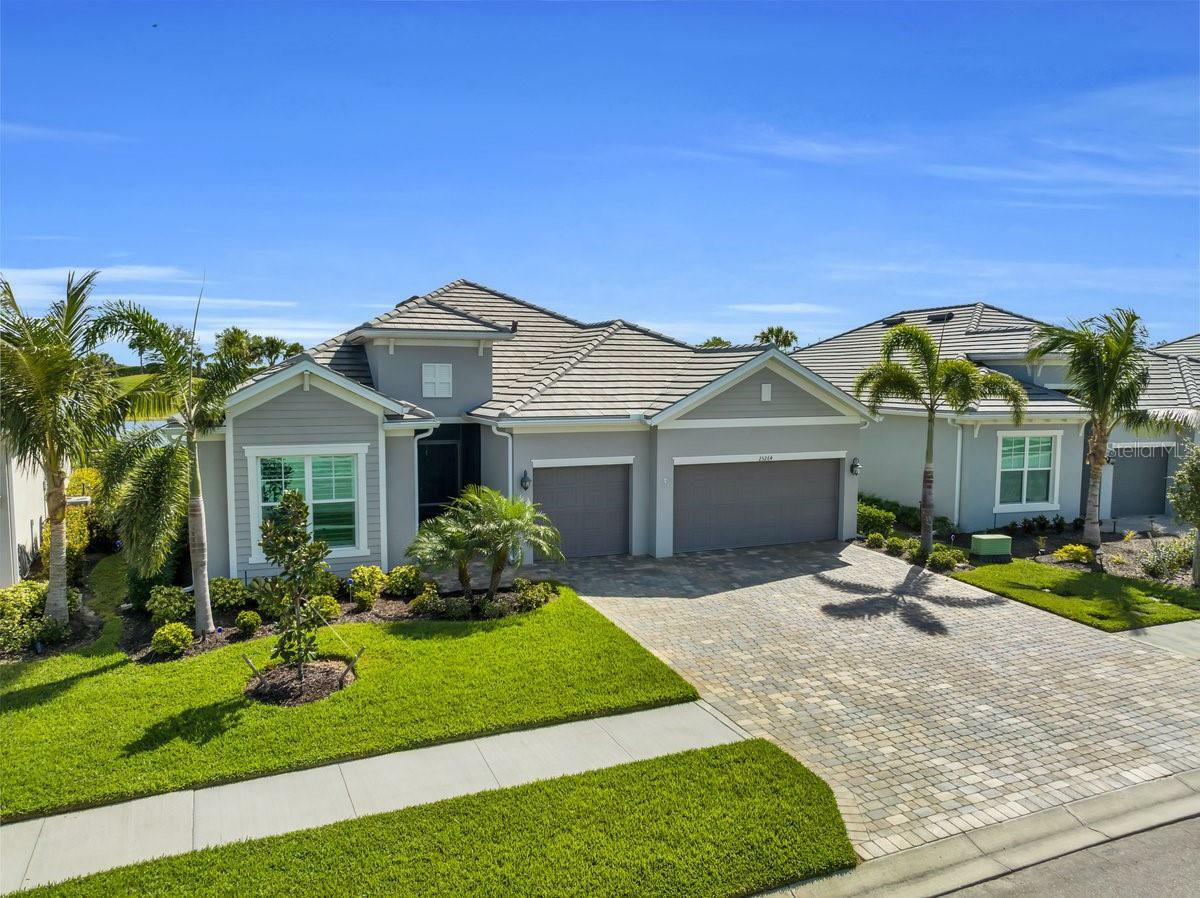 Property Photo:  25264 Longmeadow Drive  FL 33955 