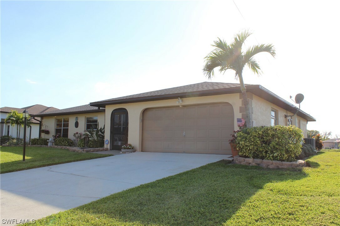 Property Photo:  210 NE 21st Avenue  FL 33909 