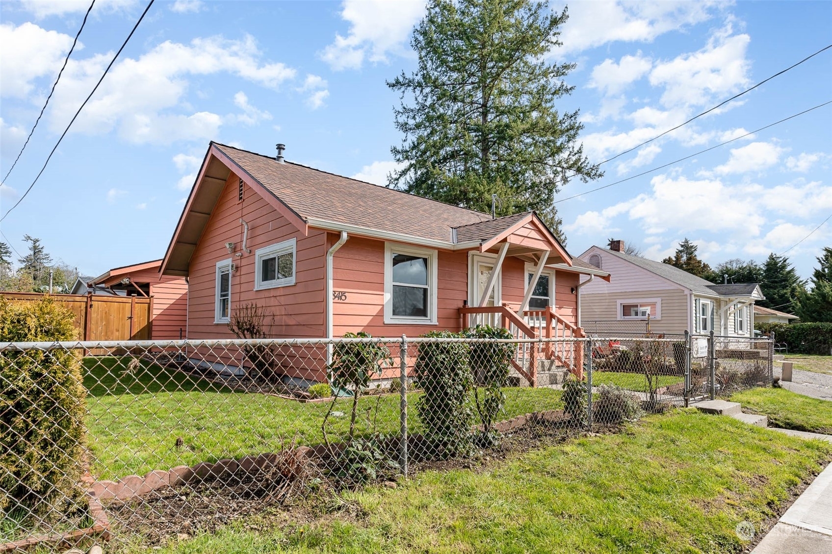 Property Photo:  8415 SW Berkeley Avenue S  WA 98498 